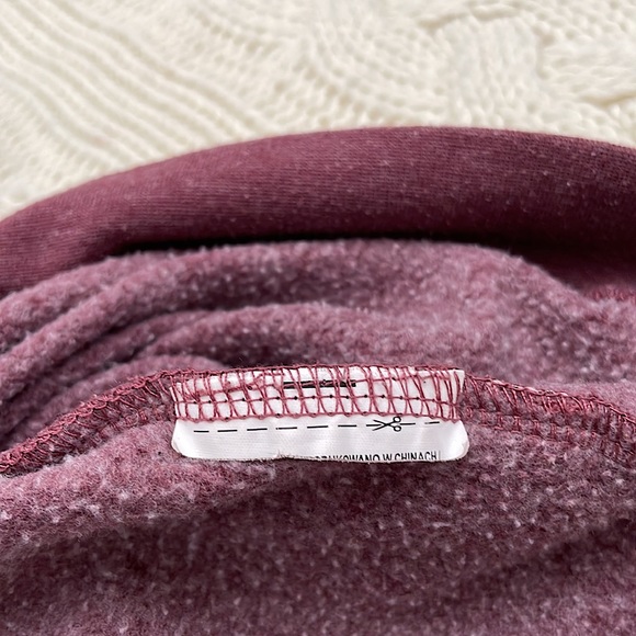 🌼2 for $20🌼 Vans Burgundy Pullover Sweatshirt - Picture 5 of 7